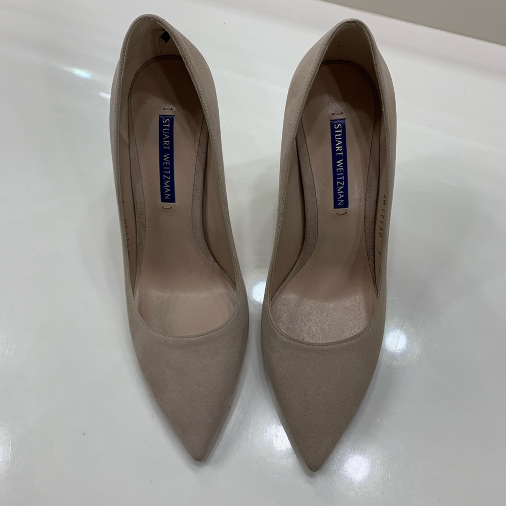 Stuart Weitzman Nude Pump - Size 7